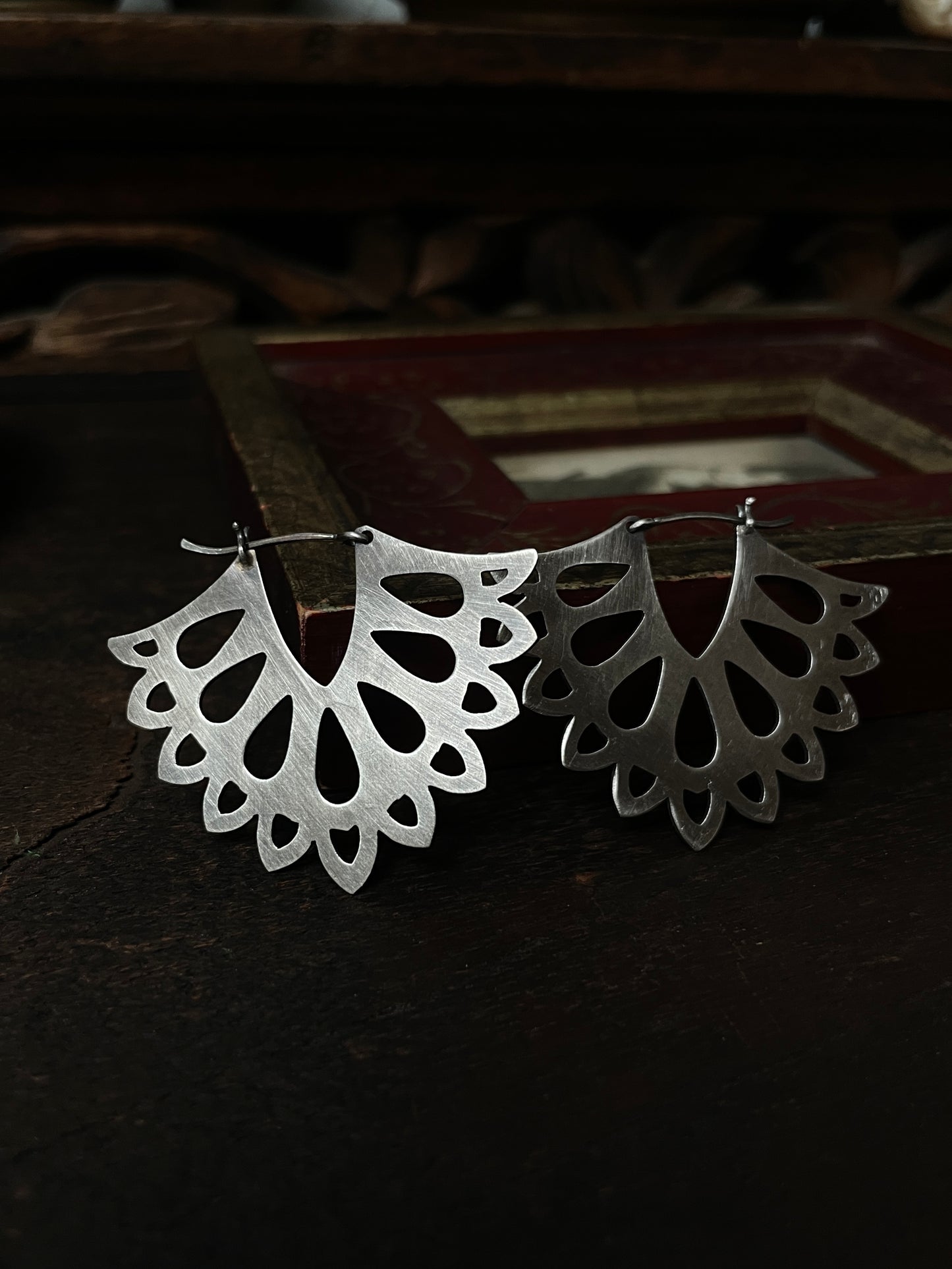 Frill Hoops